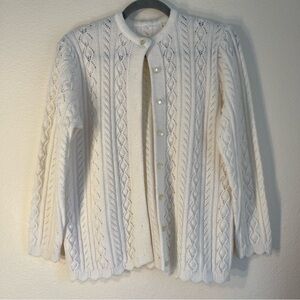 Vintage Hand Crafted Cable knit cream cardigan sweater lucite moon glow buttons